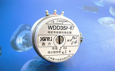 Biến trở xoay, potentiometer Shanghai Xinli WDD35D-8T 5K